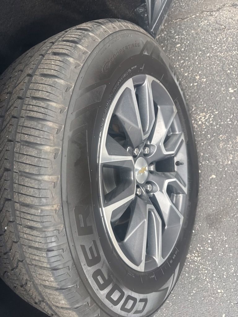 Used 2021 Chevrolet Tahoe LT image 28