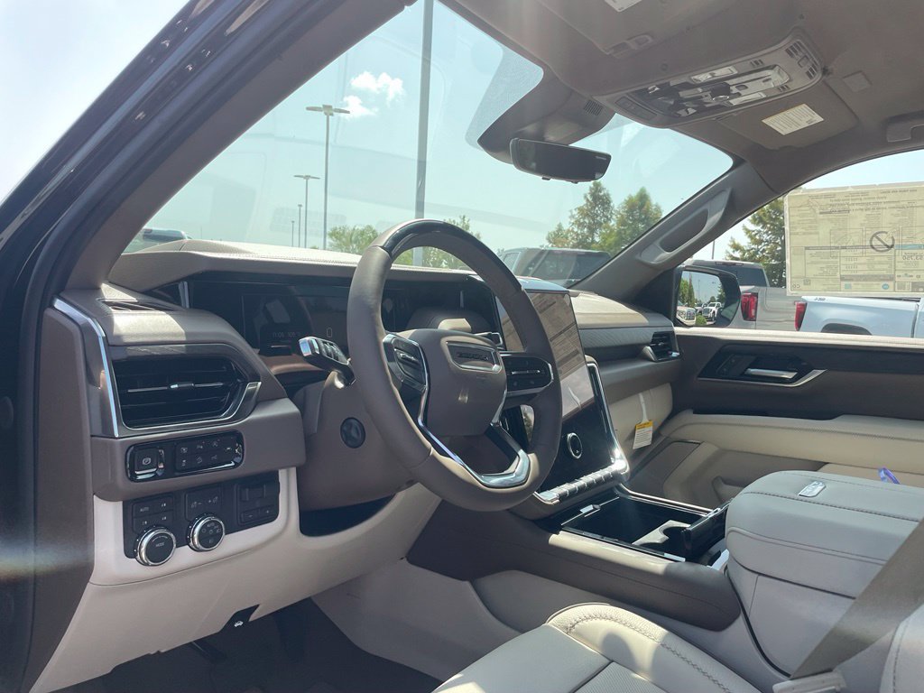 New 2026 GMC Yukon Denali w/ Advanced Technology Package AWD/4WD image 10