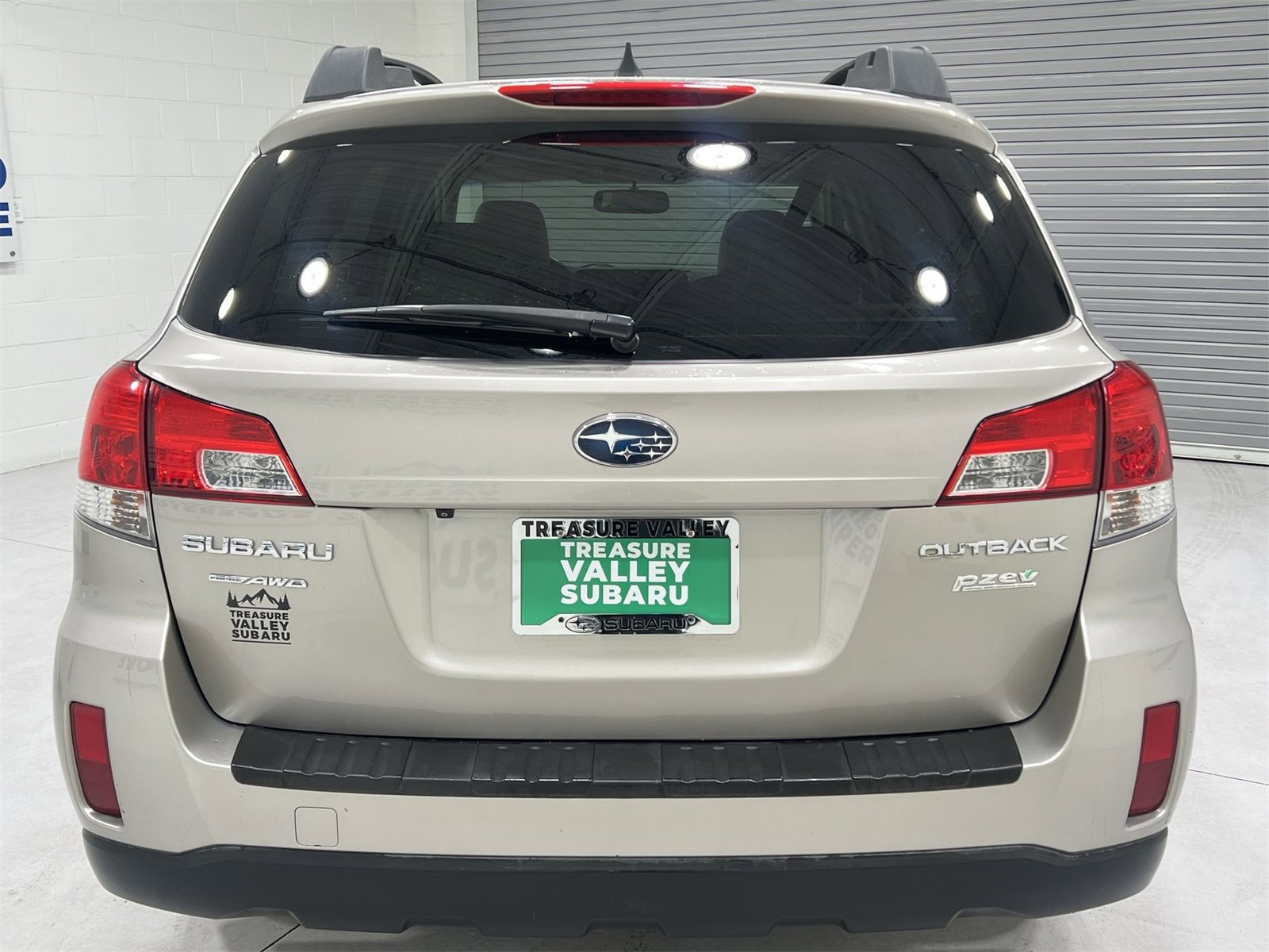 Used 2014 Subaru Outback 2.5i Limited image 7