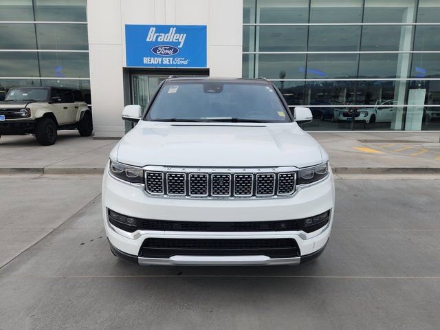Used 2022 Jeep Grand Wagoneer Series III image 2