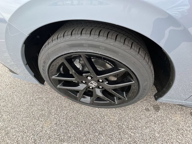 Used 2023 Honda Civic Sport image 18