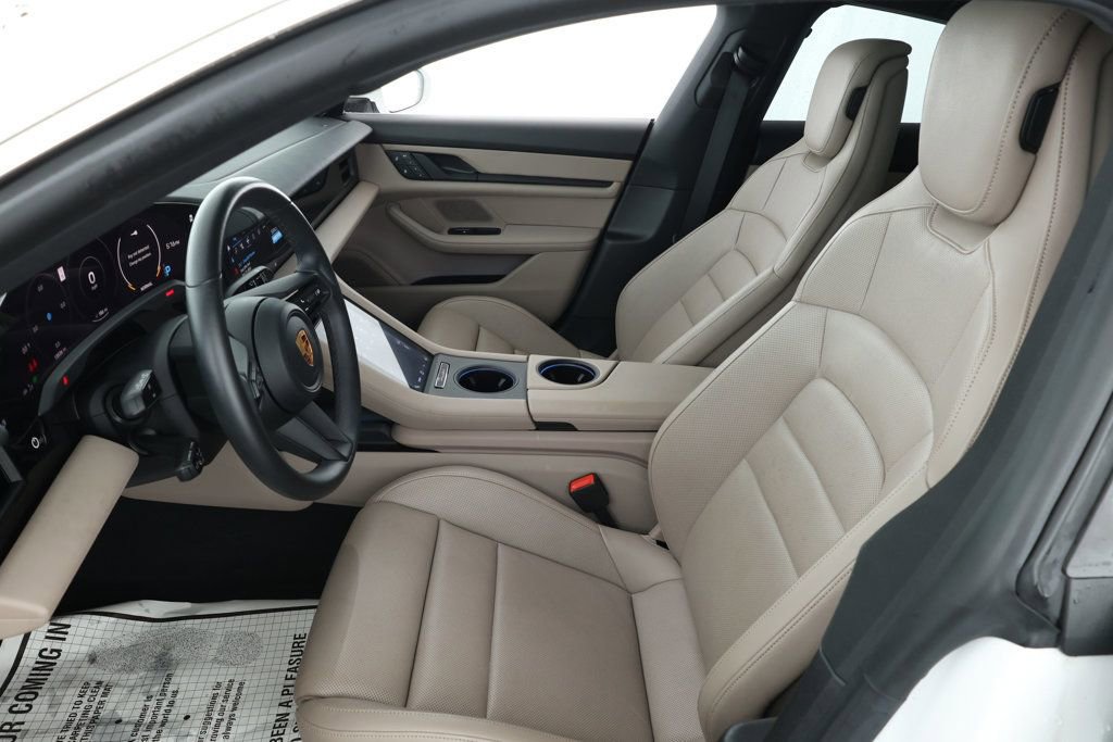 Used 2022 Porsche Taycan 4S image 19