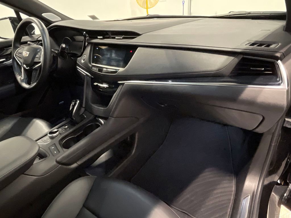 Used 2025 Cadillac XT5 Premium Luxury image 28