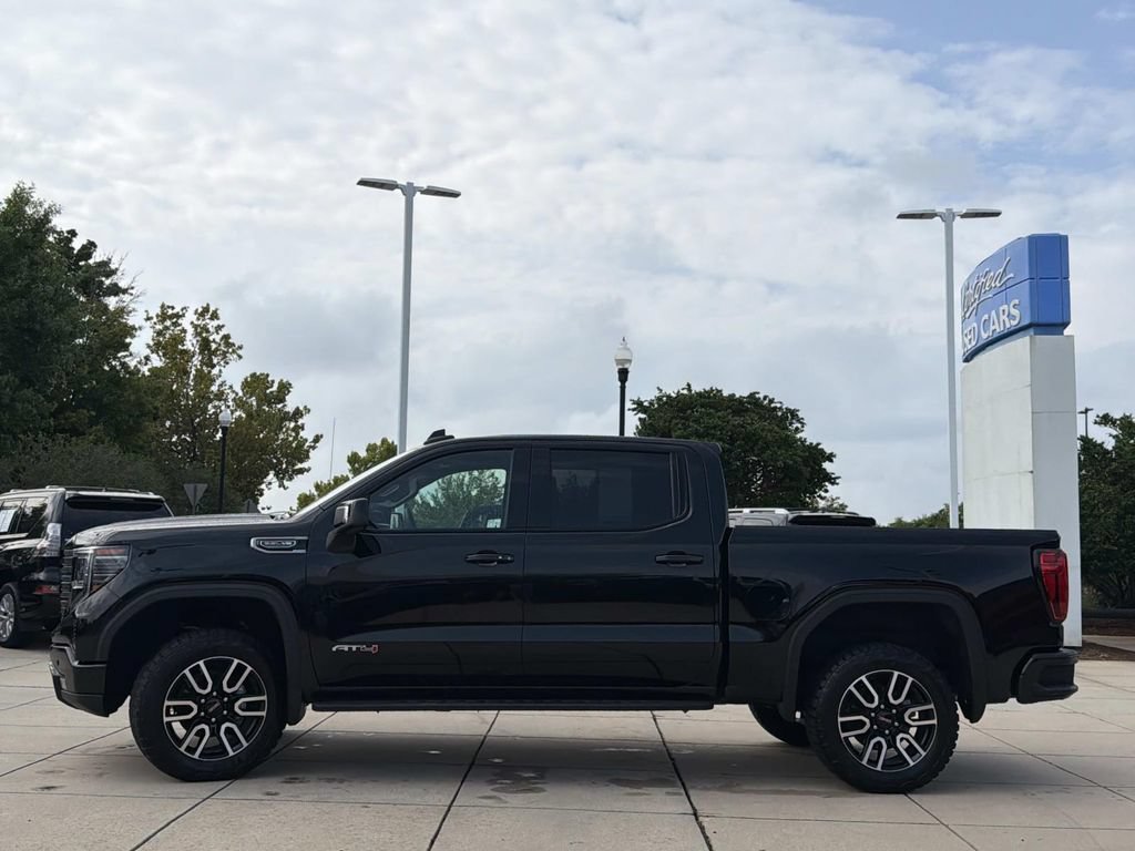 Used 2026 GMC Sierra 1500 AT4 w/ Technology Package AWD/4WD image 7