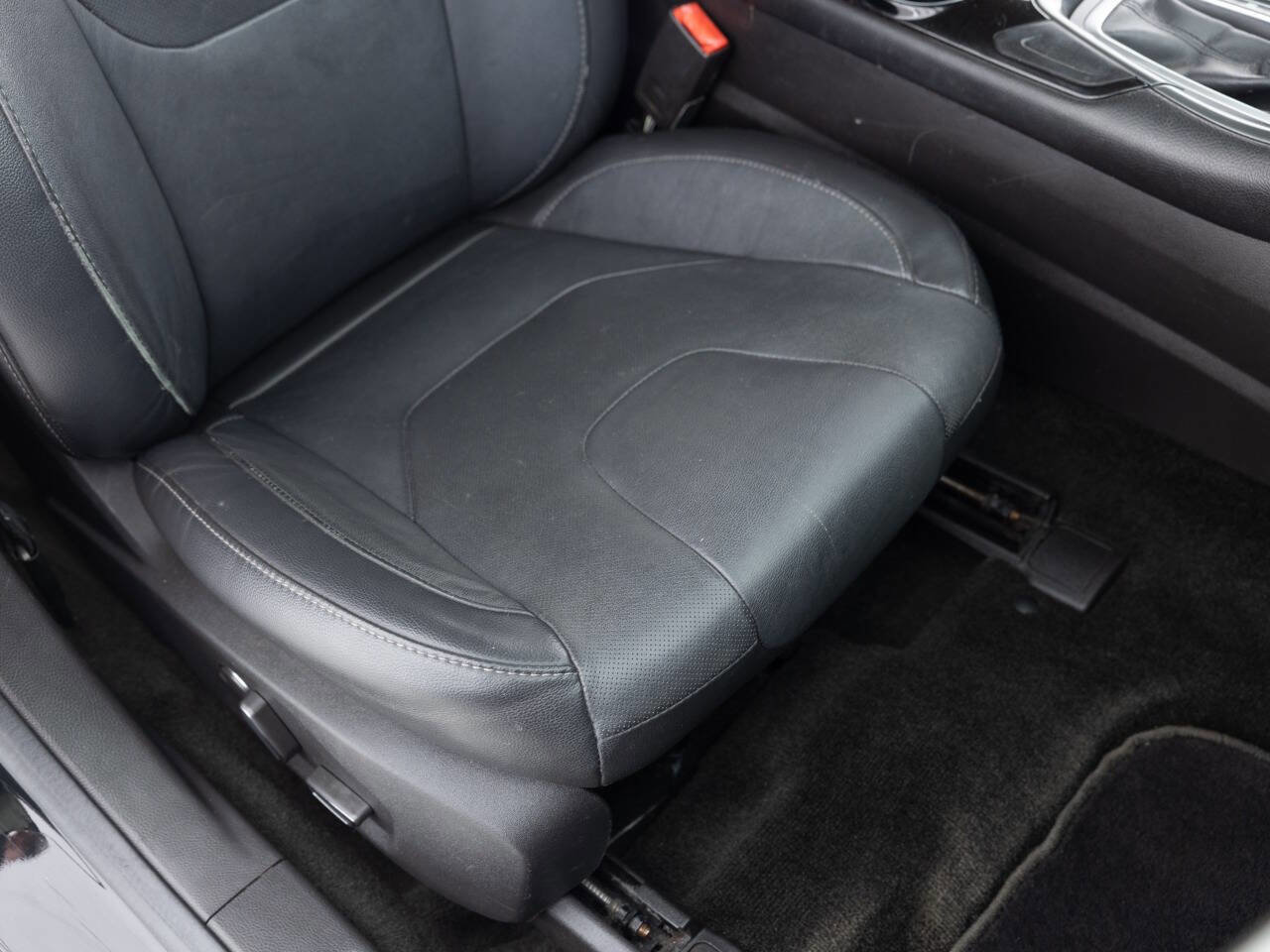 Used 2016 Ford Fusion Titanium image 25