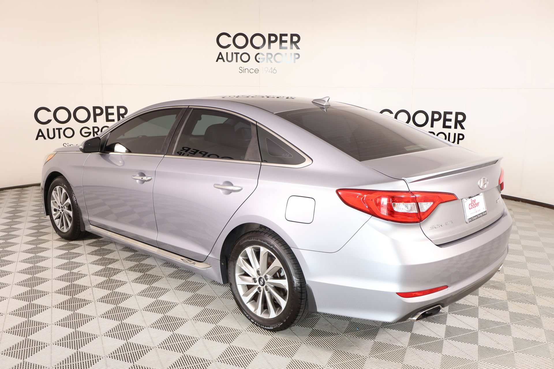 Used 2017 Hyundai Sonata Sport w/ Value Edition Package 02 FWD image 23