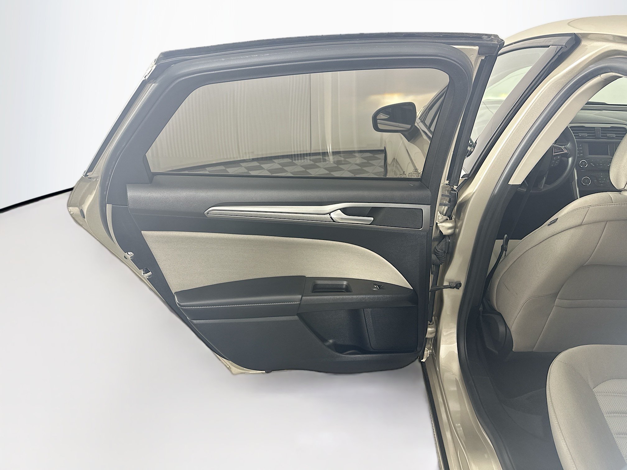 Used 2018 Ford Fusion S FWD image 24
