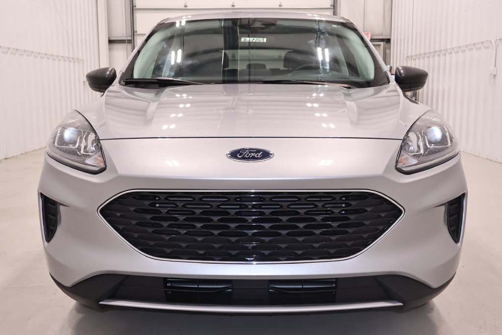 Certified 2022 Ford Escape SE w/ Convenience Package FWD image 4