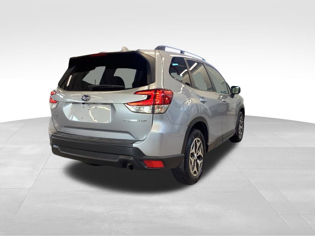 Certified 2021 Subaru Forester Premium AWD/4WD image 26