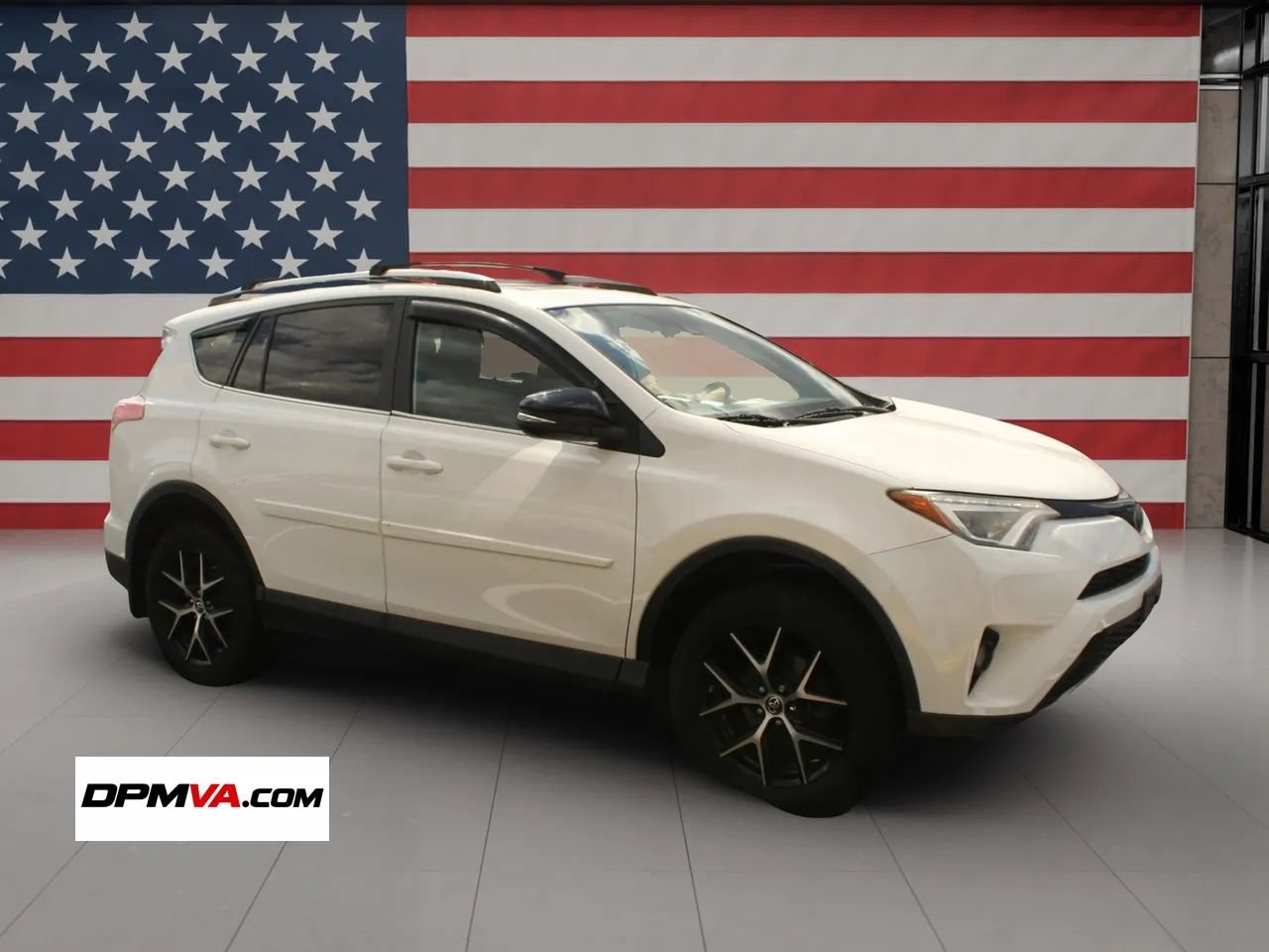Used 2017 Toyota RAV4 SE AWD/4WD image 11