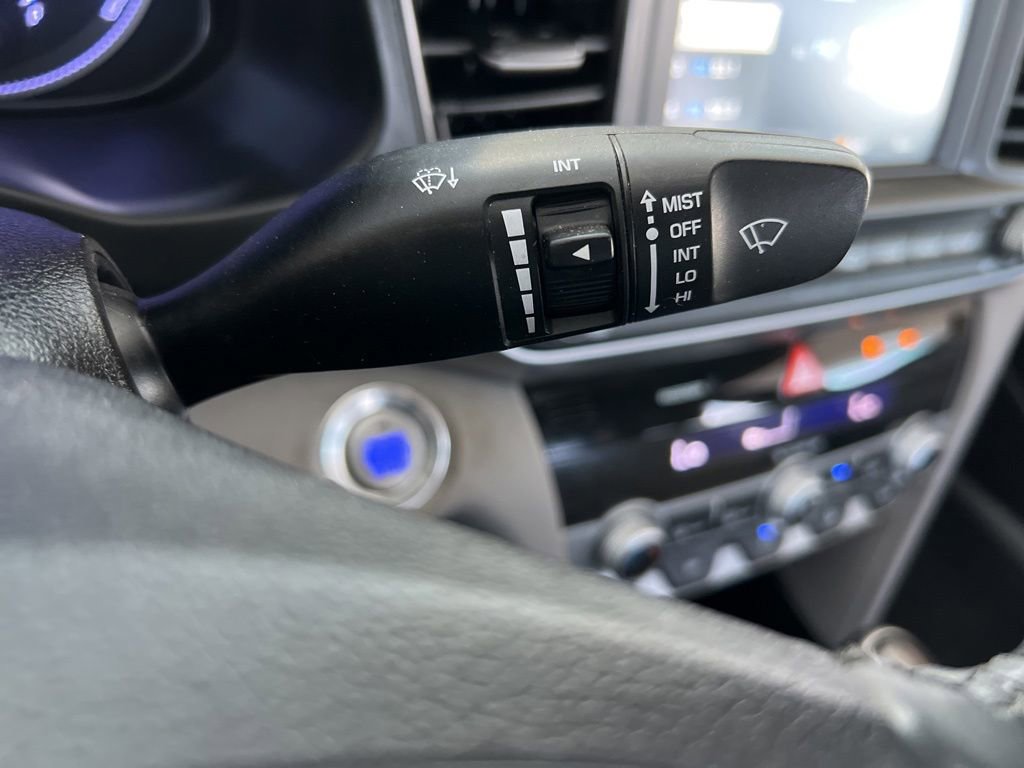 Used 2019 Hyundai Elantra Value Edition FWD image 38