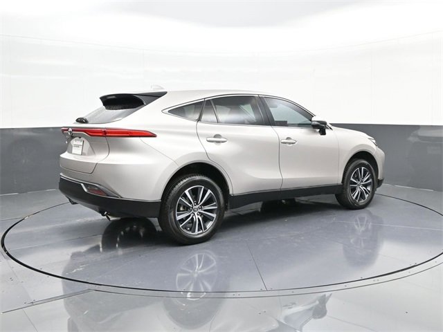 Used 2024 Toyota Venza LE image 15