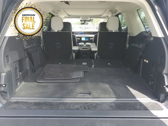 New 2025 Lincoln Navigator Reserve image 19