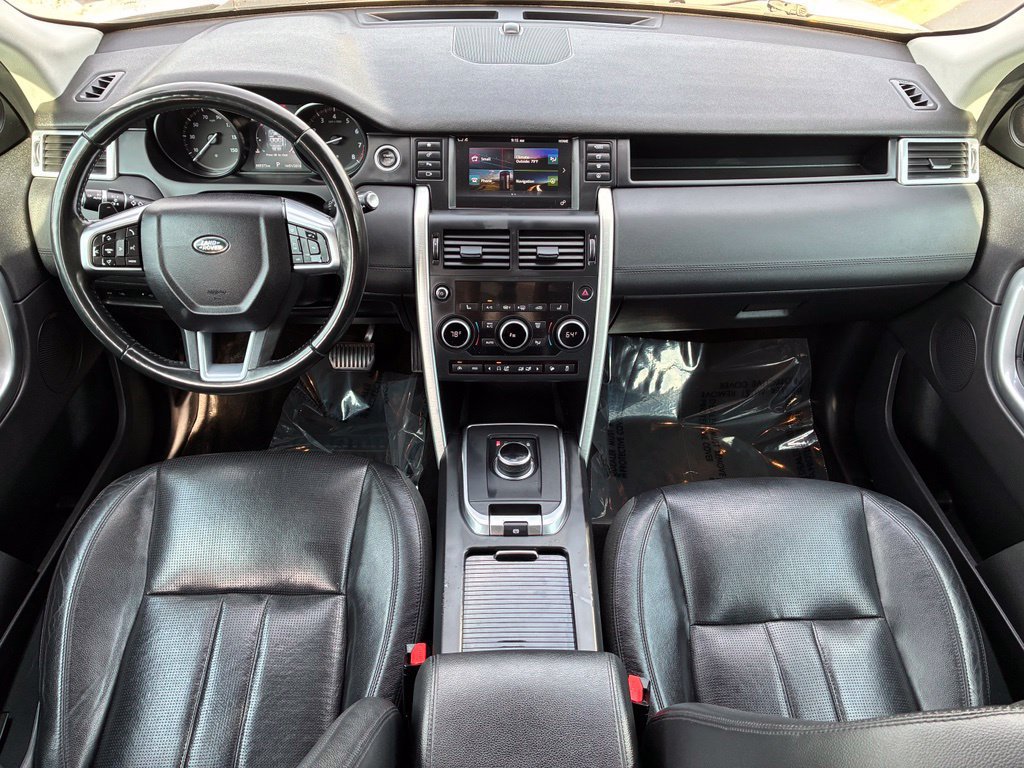 Used 2017 Land Rover Discovery Sport HSE AWD/4WD image 5