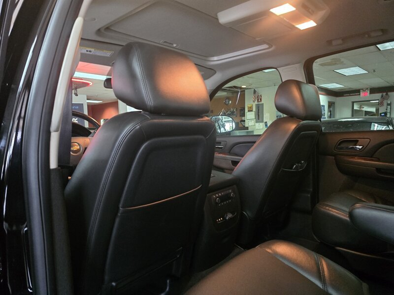 Used 2012 Chevrolet Suburban LTZ AWD/4WD image 10