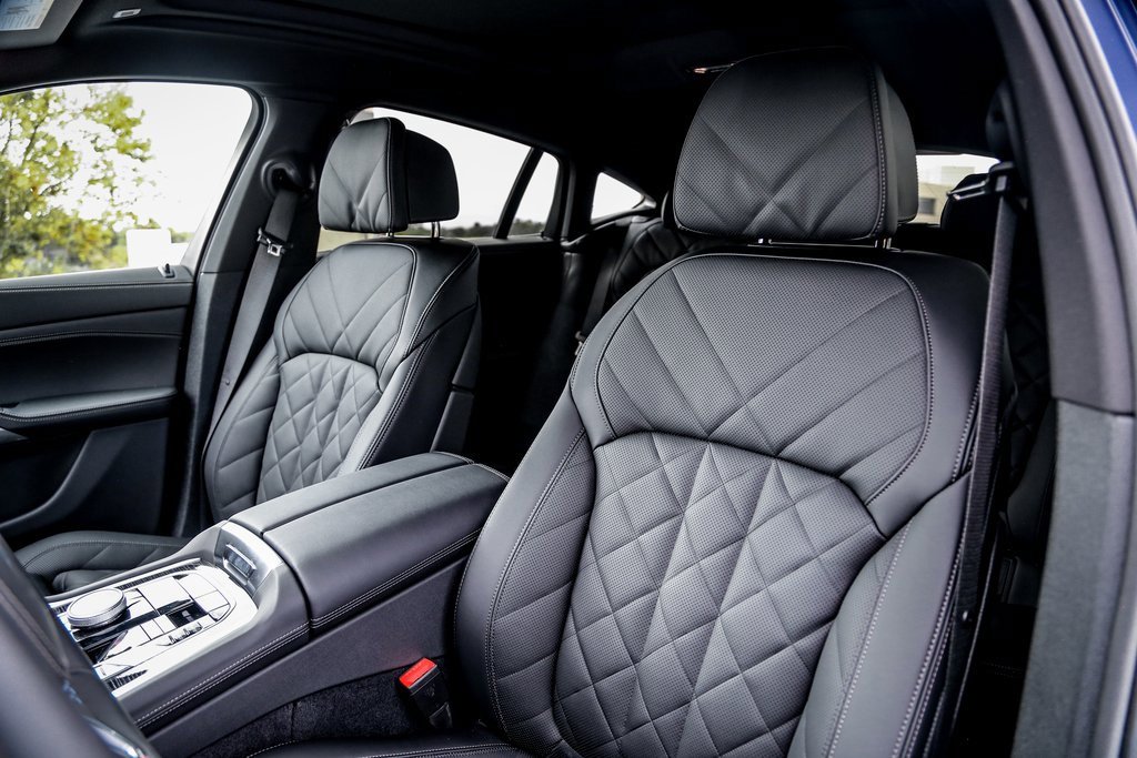 New 2026 BMW X6 M60i image 22
