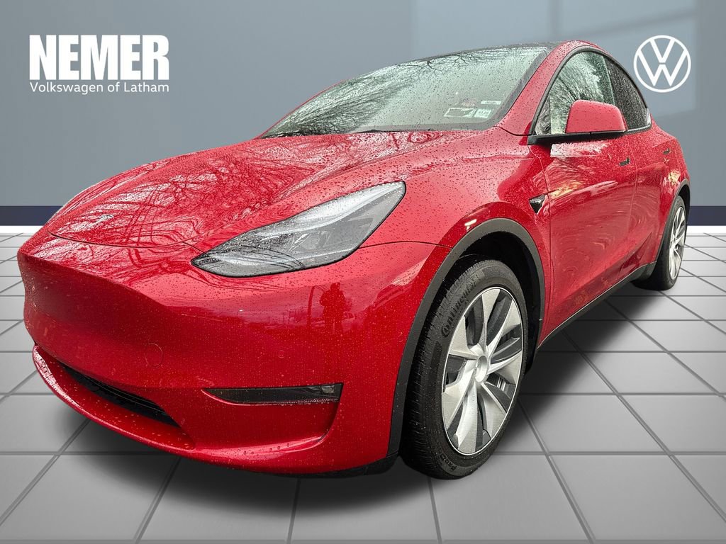Used 2022 Tesla Model Y Long Range image 1