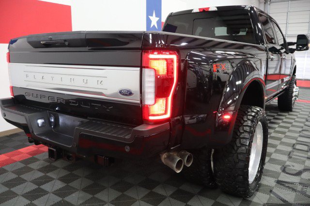 Used 2017 Ford F350 Platinum w/ Platinum Ultimate Package AWD/4WD image 32