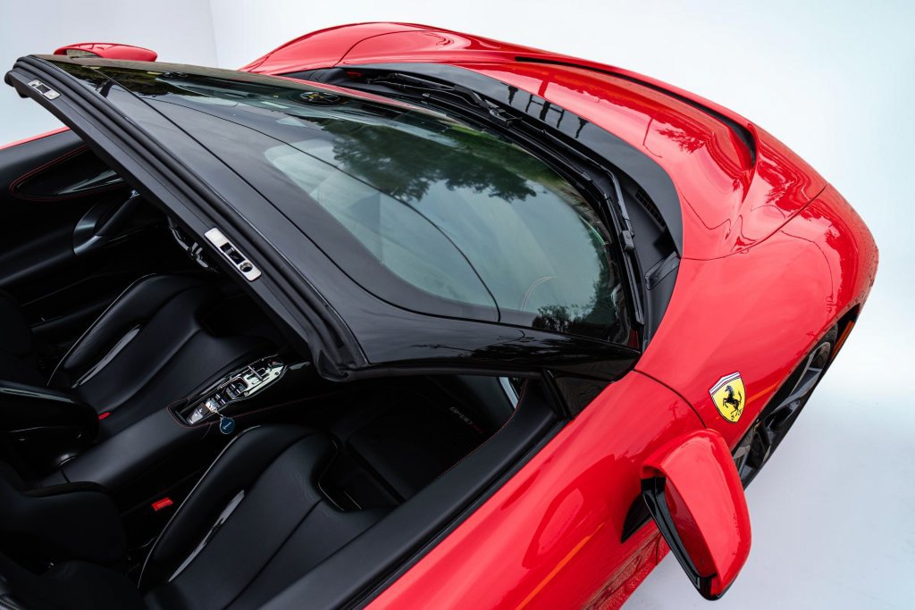 Certified 2022 Ferrari SF90 Spider AWD/4WD image 20
