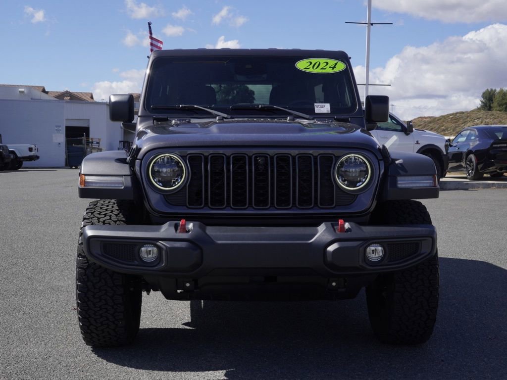 Certified 2024 Jeep Wrangler Unlimited Rubicon w/ Technology Group image 9