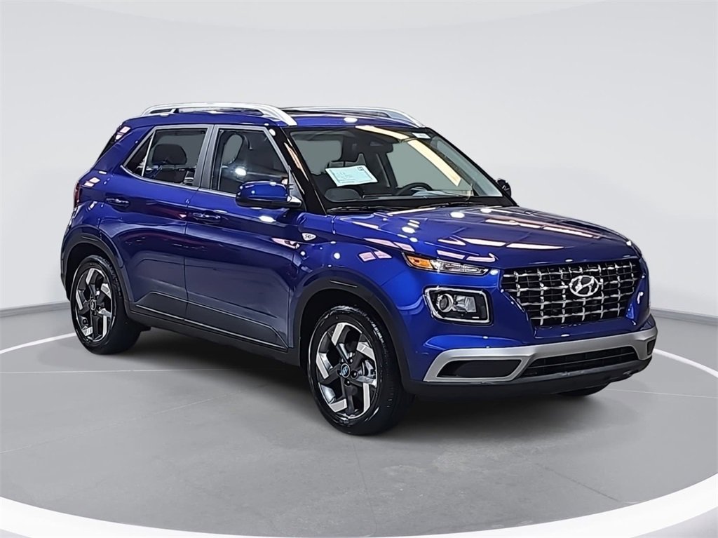 New 2026 Hyundai Venue SEL image 3