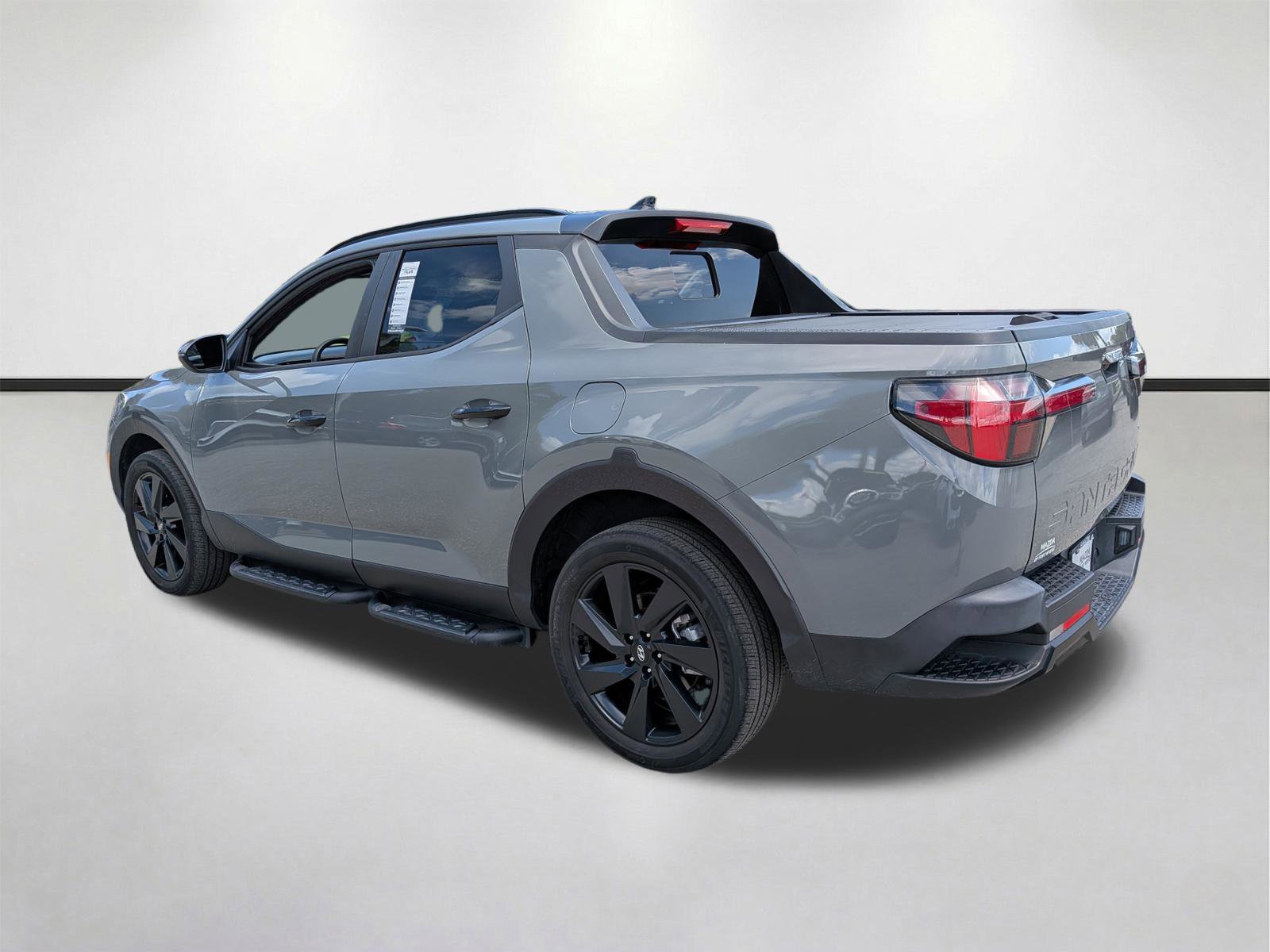 Used 2023 Hyundai Santa Cruz Night AWD/4WD image 6