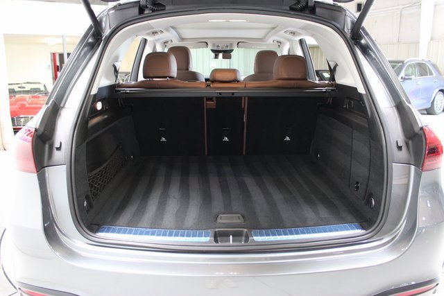 Used 2024 Mercedes-Benz GLE 350 4MATIC w/ AMG Line Exterior image 33