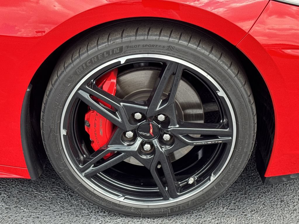 Used 2020 Chevrolet Corvette Stingray Preferred Cpe w/ 2LT Preferred Equipment Group RWD image 12