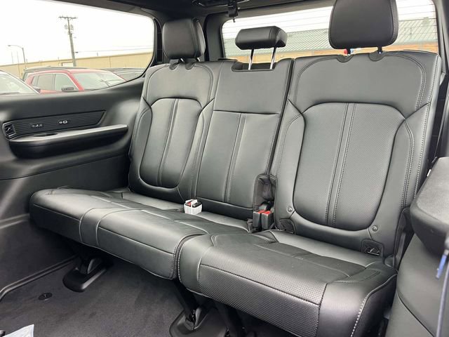 New 2026 Jeep Grand Wagoneer Limited image 14