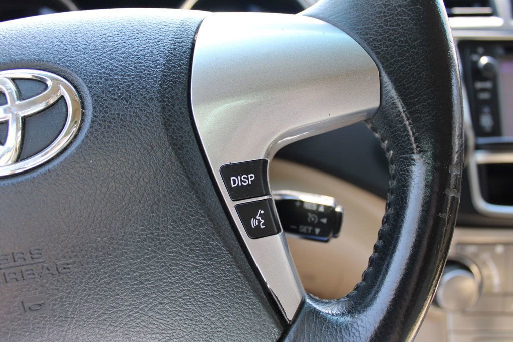 Used 2013 Toyota Highlander SE AWD/4WD image 27