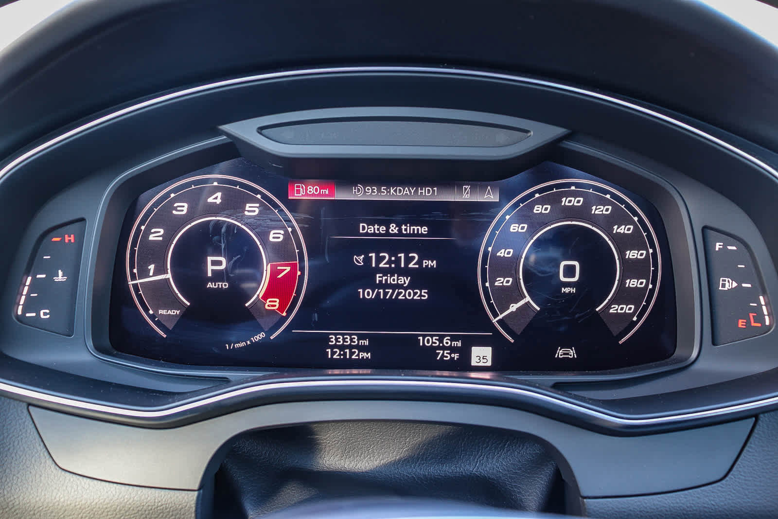 Used 2025 Audi RS 6 performance w/ Matte Carbon Package image 37