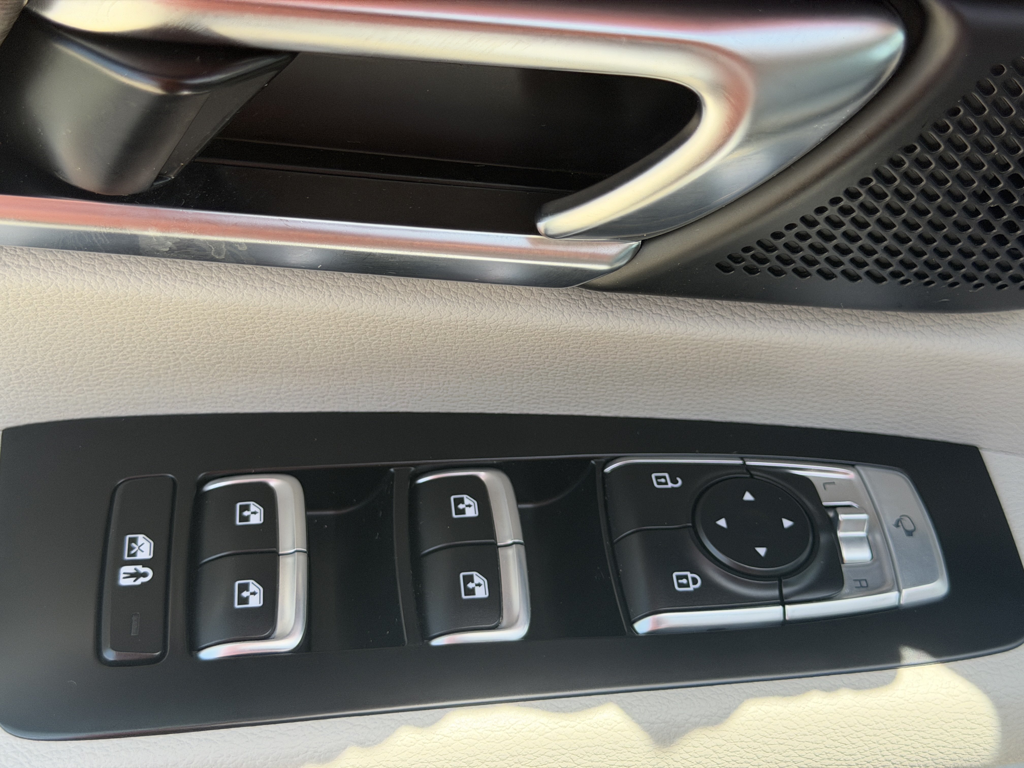 Certified 2021 Kia Telluride EX w/ EX Premium Package FWD image 20