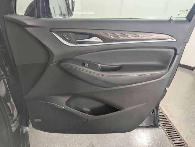 Used 2022 Buick Enclave Avenir w/ Trailering Package, 5000 lbs. AWD/4WD image 22