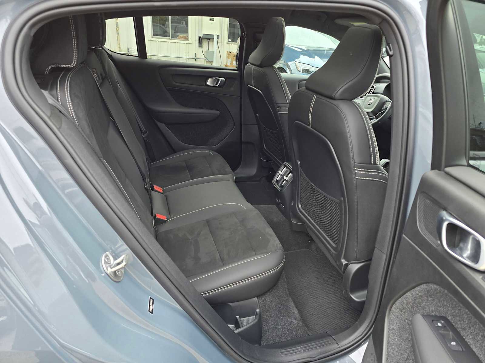 Certified 2023 Volvo C40 P8 Recharge Plus image 12