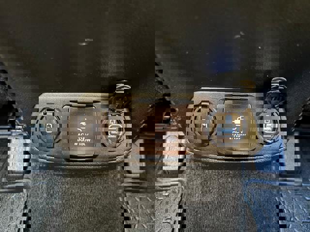 Used 2020 Hyundai Santa Fe Limited image 20