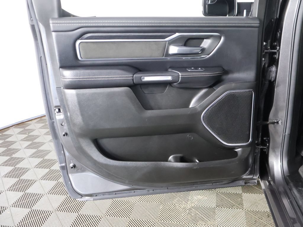 Used 2024 RAM 1500 Laramie RWD image 24