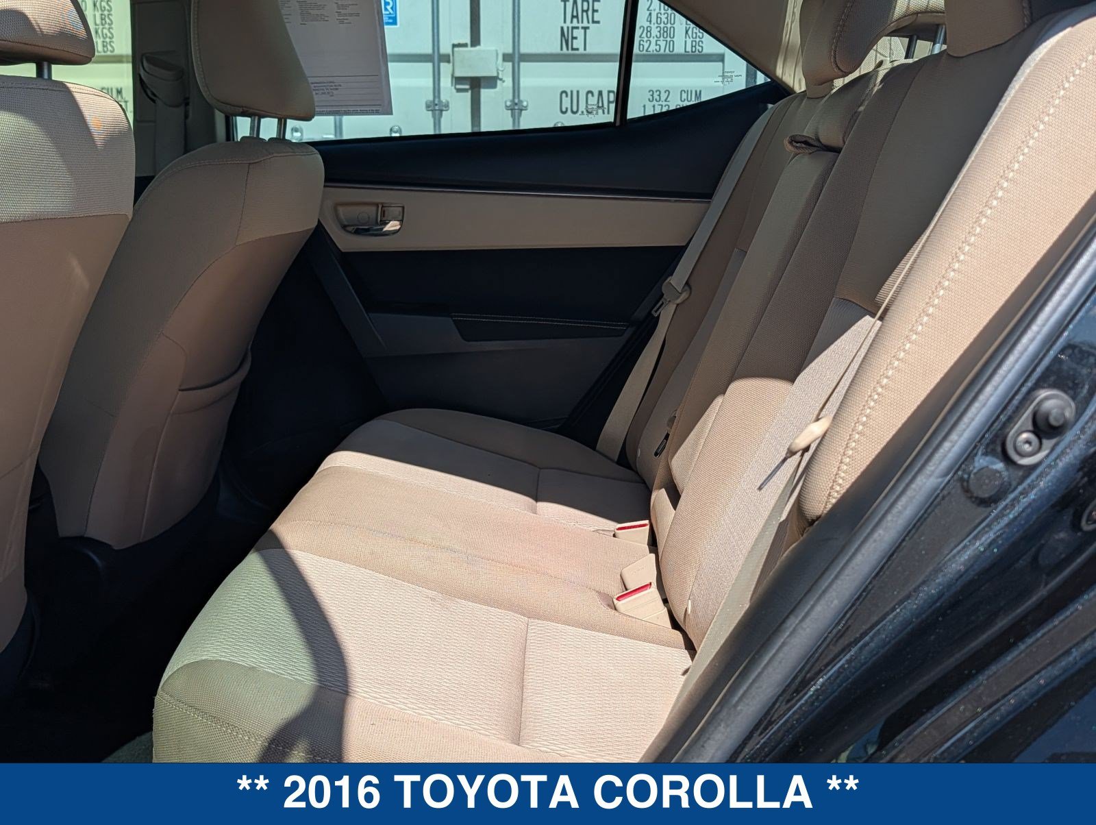 Used 2016 Toyota Corolla LE FWD image 14