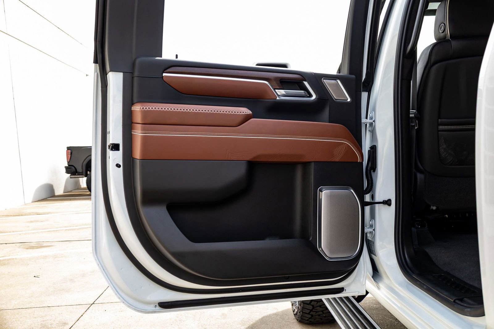 Used 2026 GMC Sierra 3500 Denali Ultimate image 36