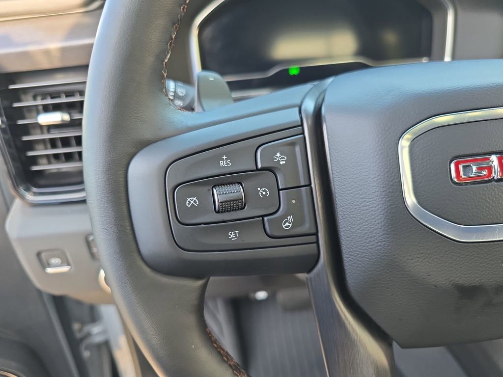 Used 2024 GMC Sierra 1500 AT4 w/ Technology Package AWD/4WD image 17