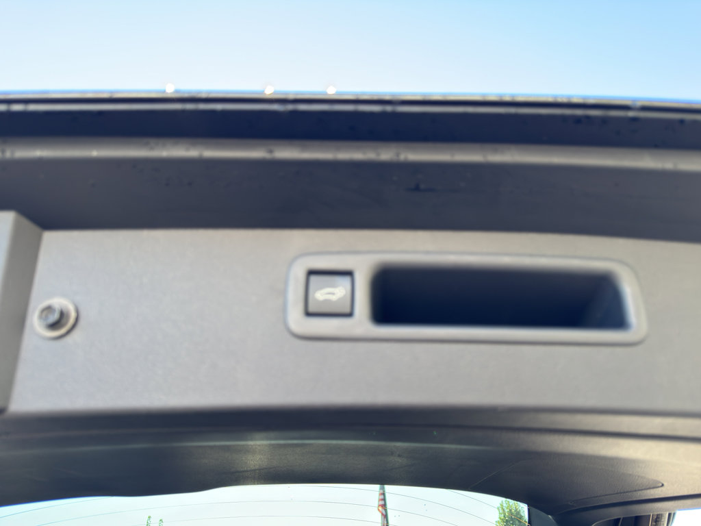 New 2025 Toyota Highlander XSE image 8