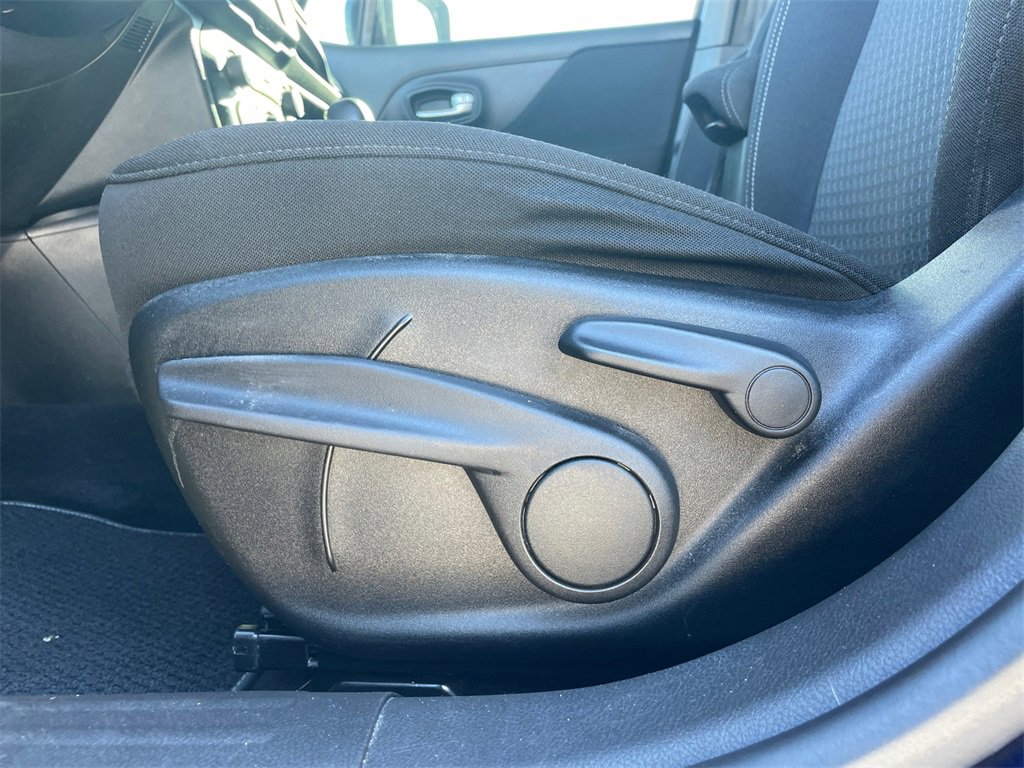 Used 2021 Jeep Renegade Latitude image 32