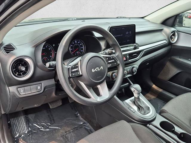 Used 2024 Kia Forte LXS FWD image 10