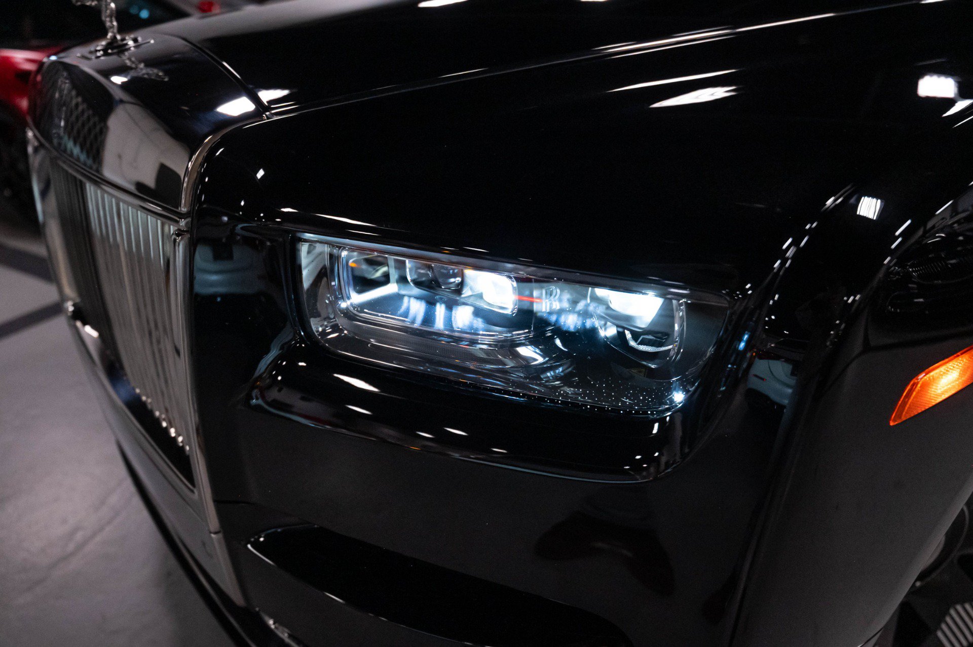 Used 2024 Rolls-Royce Phantom Sedan w/ The Phantom Package RWD image 80