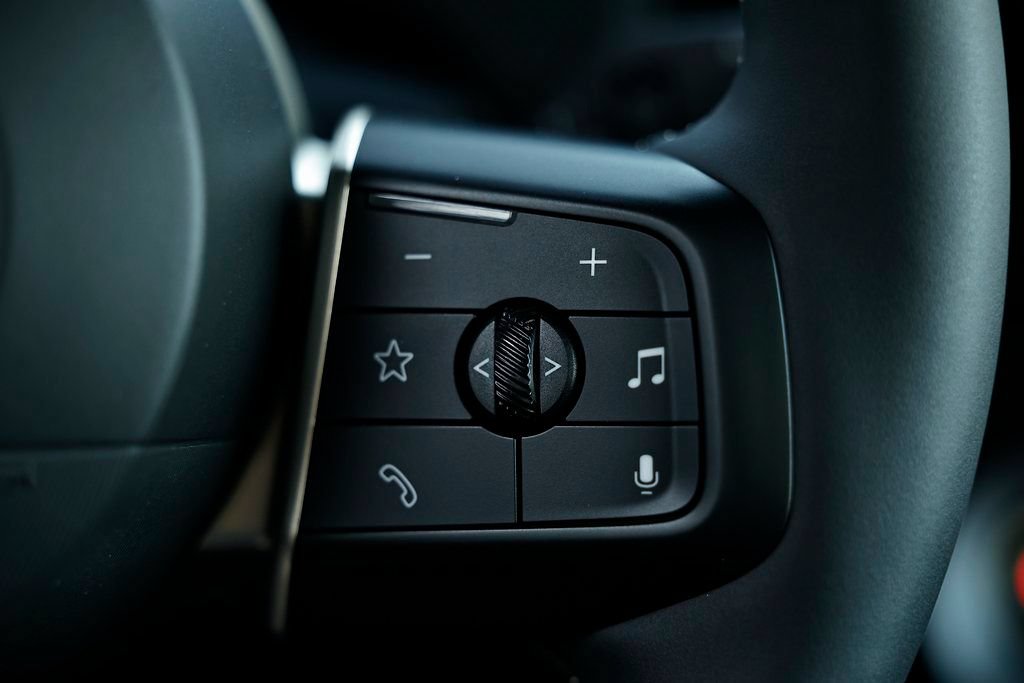 New 2026 MINI Cooper 2-Door Hardtop FWD image 32