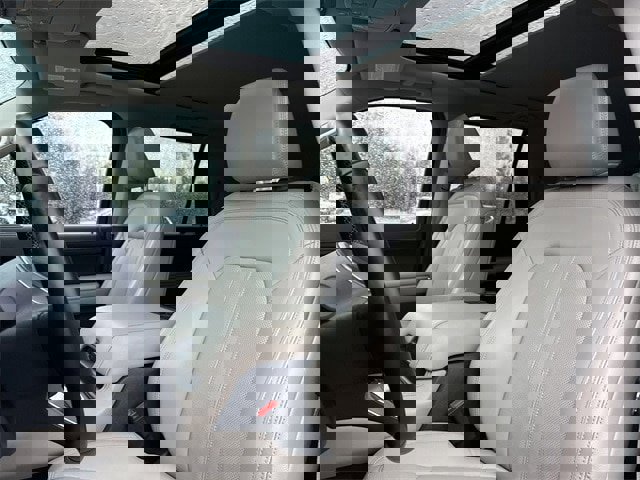 Used 2022 Ford Expedition Max Limited image 12