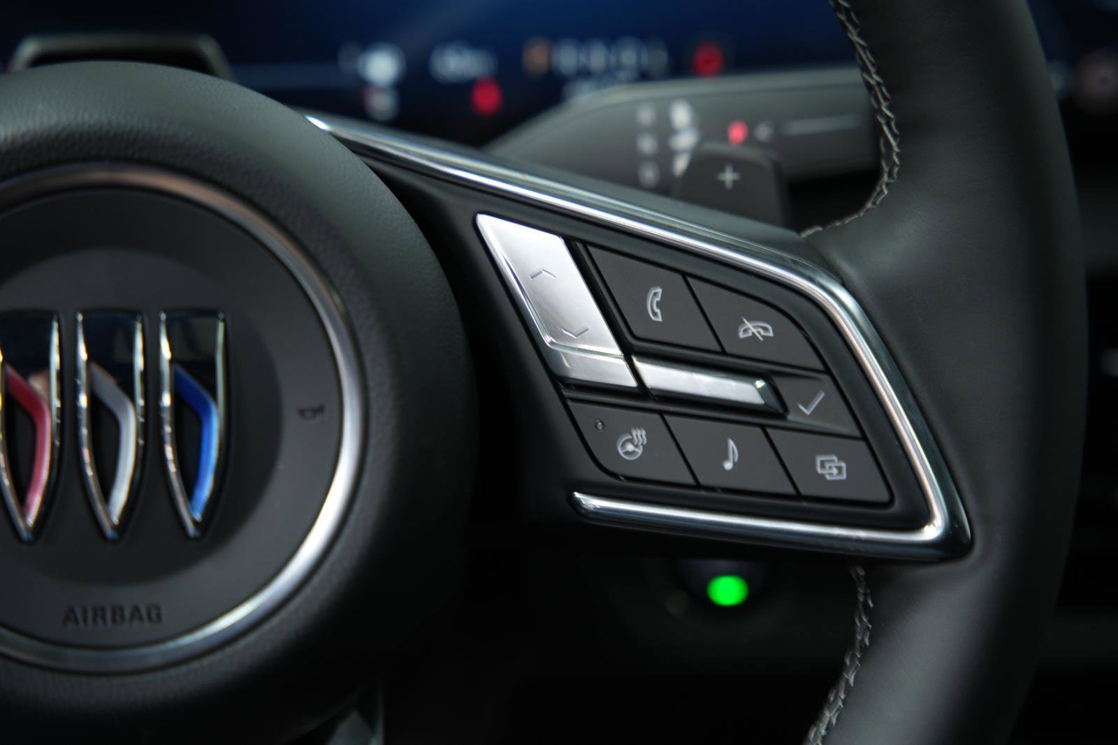 New 2026 Buick Enclave Avenir w/ Super Cruise Package image 32