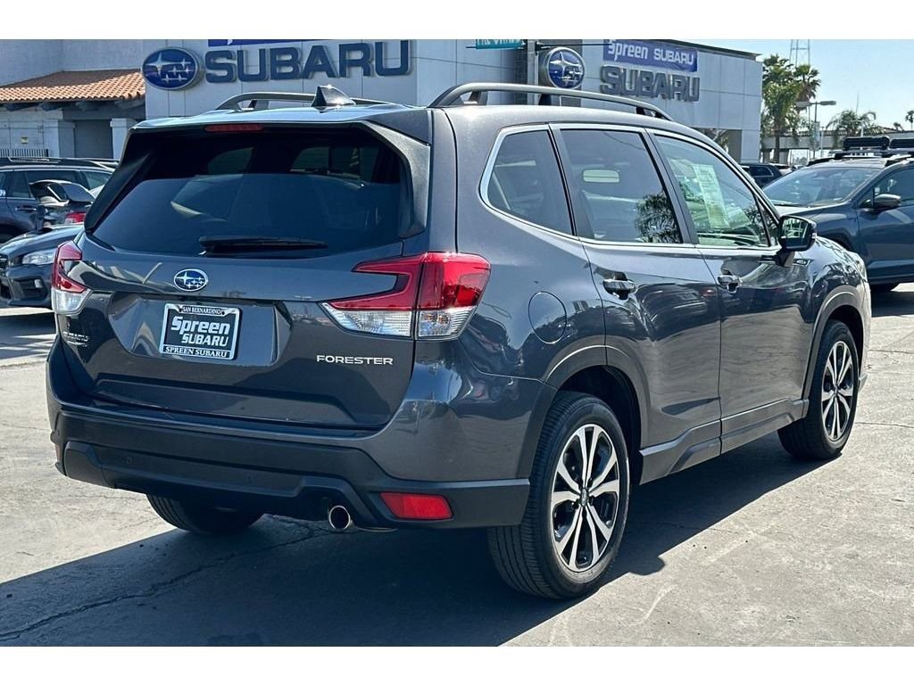Used 2024 Subaru Forester Limited image 5