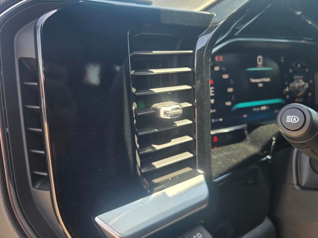 New 2026 Chevrolet Silverado 2500 High Country w/ Midnight Edition AWD/4WD image 13