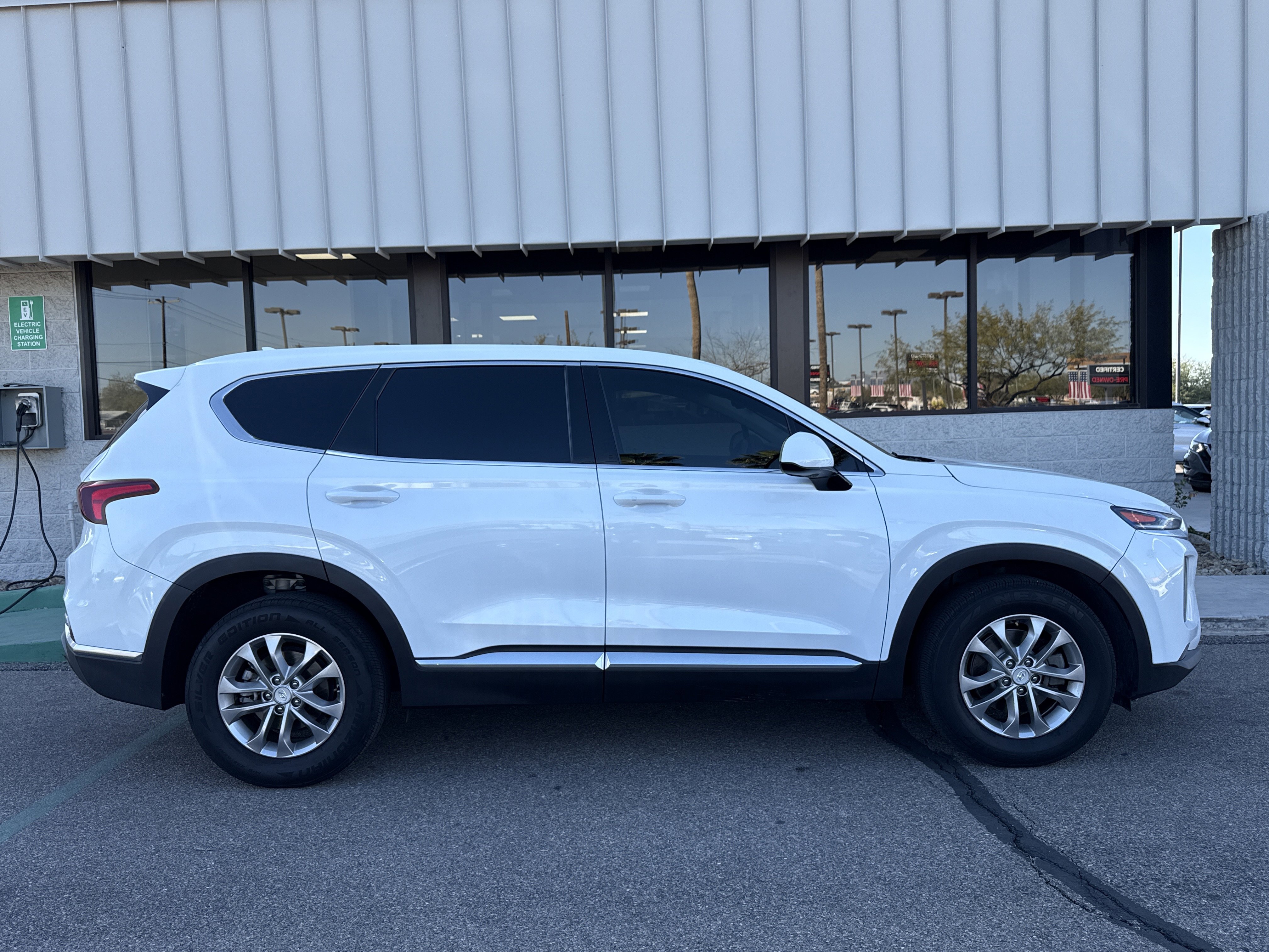 Used 2020 Hyundai Santa Fe SEL image 31