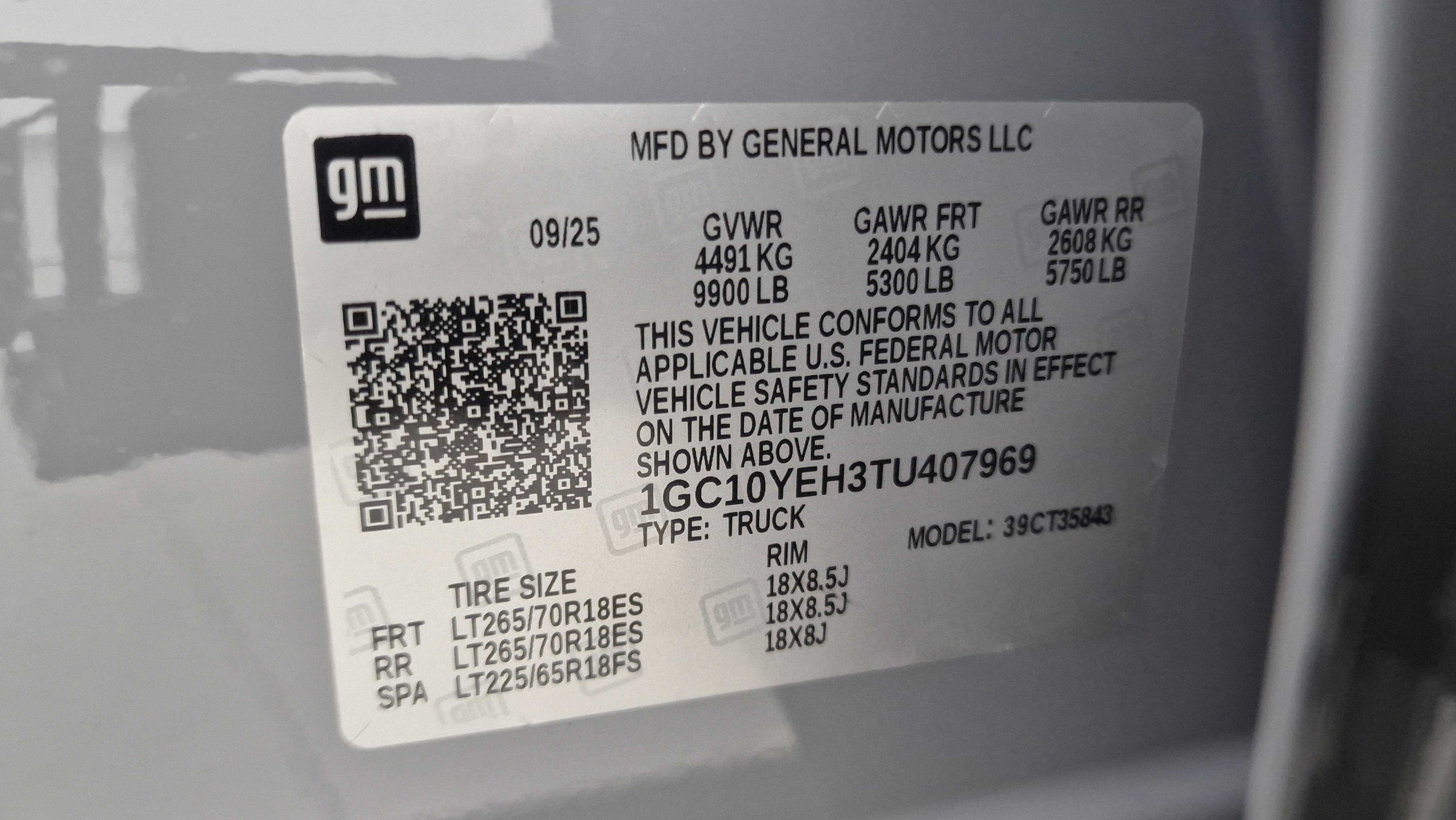 New 2026 Chevrolet Silverado EV LT image 10